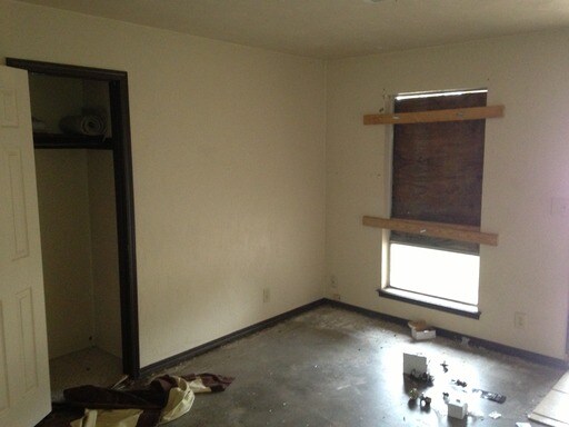 Building Photo - 706 S Meadow Ln