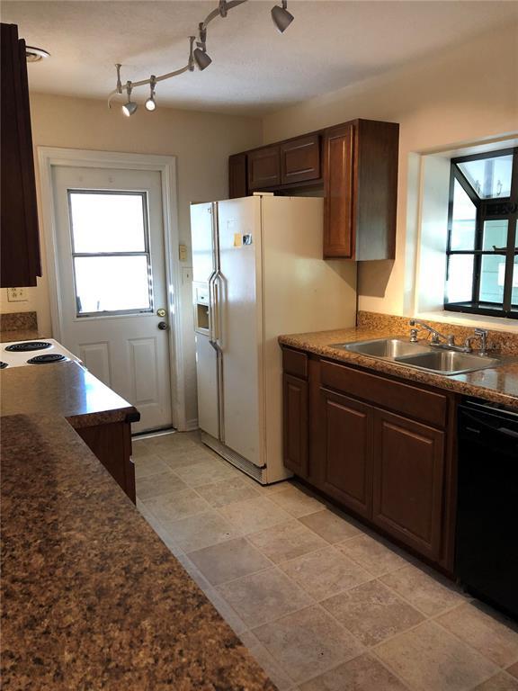 Building Photo - 2626 Nancy St