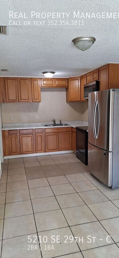 Foto del edificio - 5210 SE 29th St