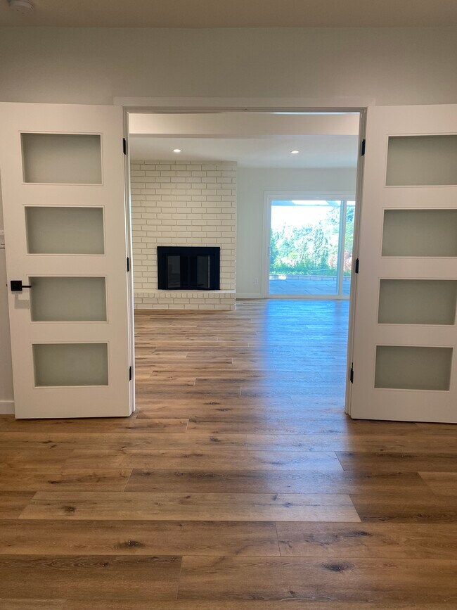 11235 Dona Lola Dr, Studio City, CA 91604 House Rental in Studio City