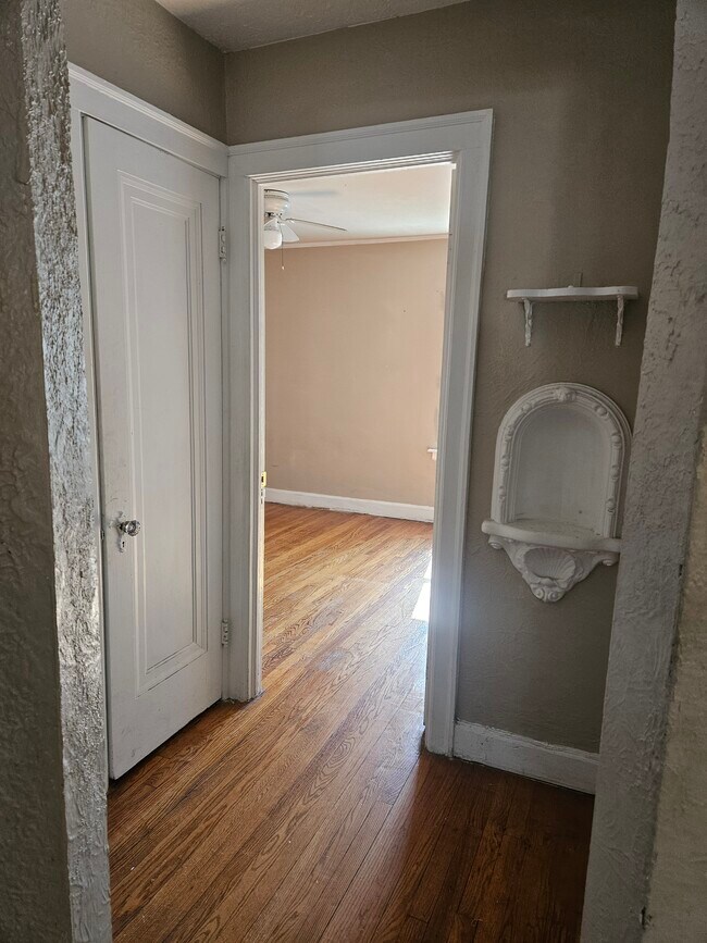 Foto del edificio - 14033 Cherrylawn St