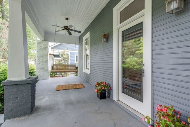 Foto del edificio - 1401 Beechwood Ave