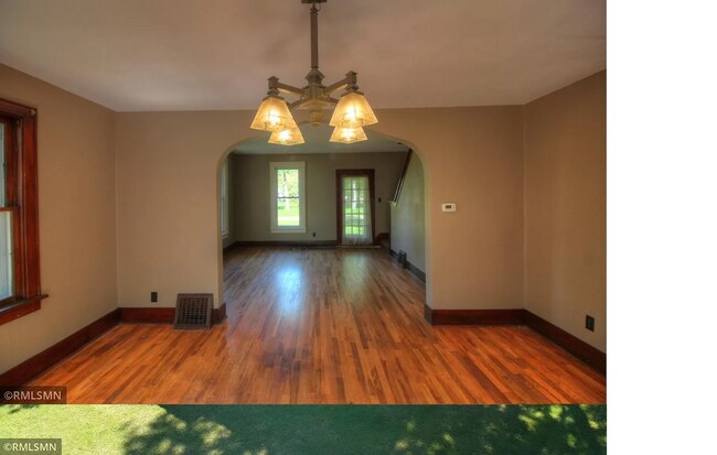 Foto del edificio - 34820 Graham St
