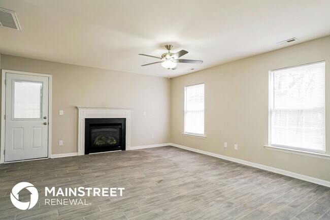 Foto del edificio - 1405 Cricket Ridge Dr