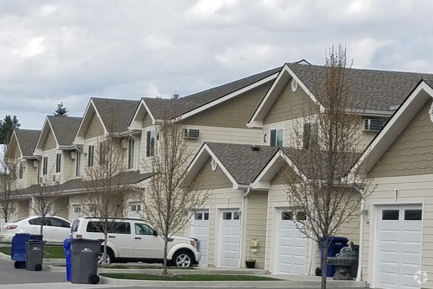 Building Photo - Orchard Townhomes