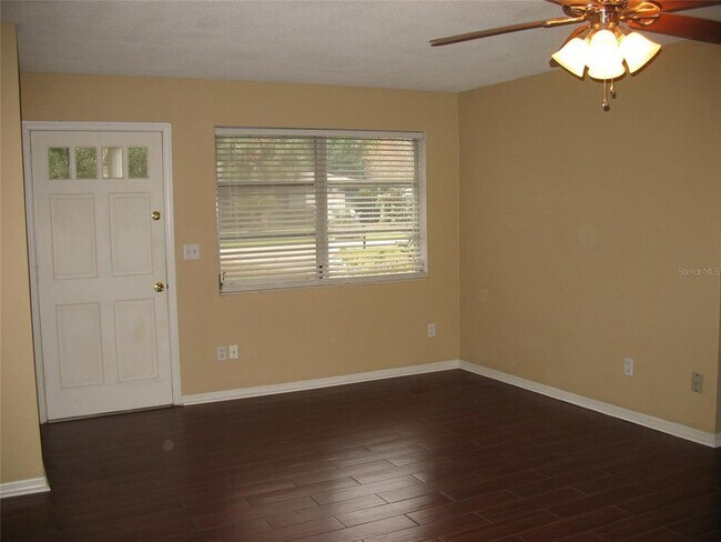 Foto del edificio - 3771 Cactus Ln