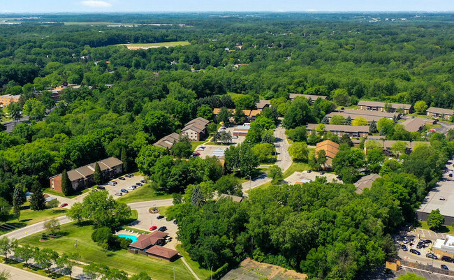 Building Photo - Birchwood Apartments