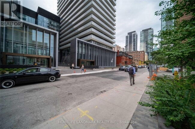 Building Photo - 50 Charles St E