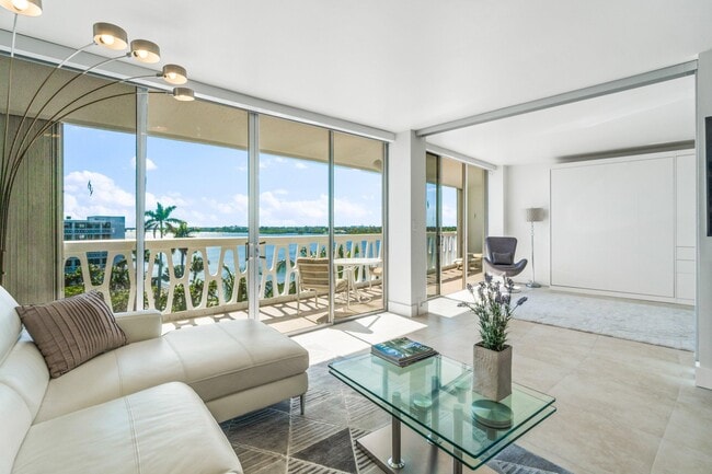 Foto del edificio - 2505 S Ocean Blvd