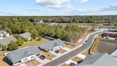 Building Photo - 810 Discovery Cove