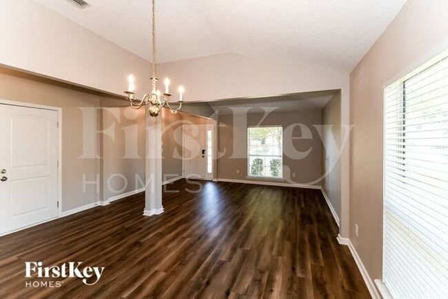 Building Photo - 588 Arborwood Dr
