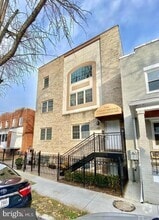 Building Photo - 1630 Rosedale St NE