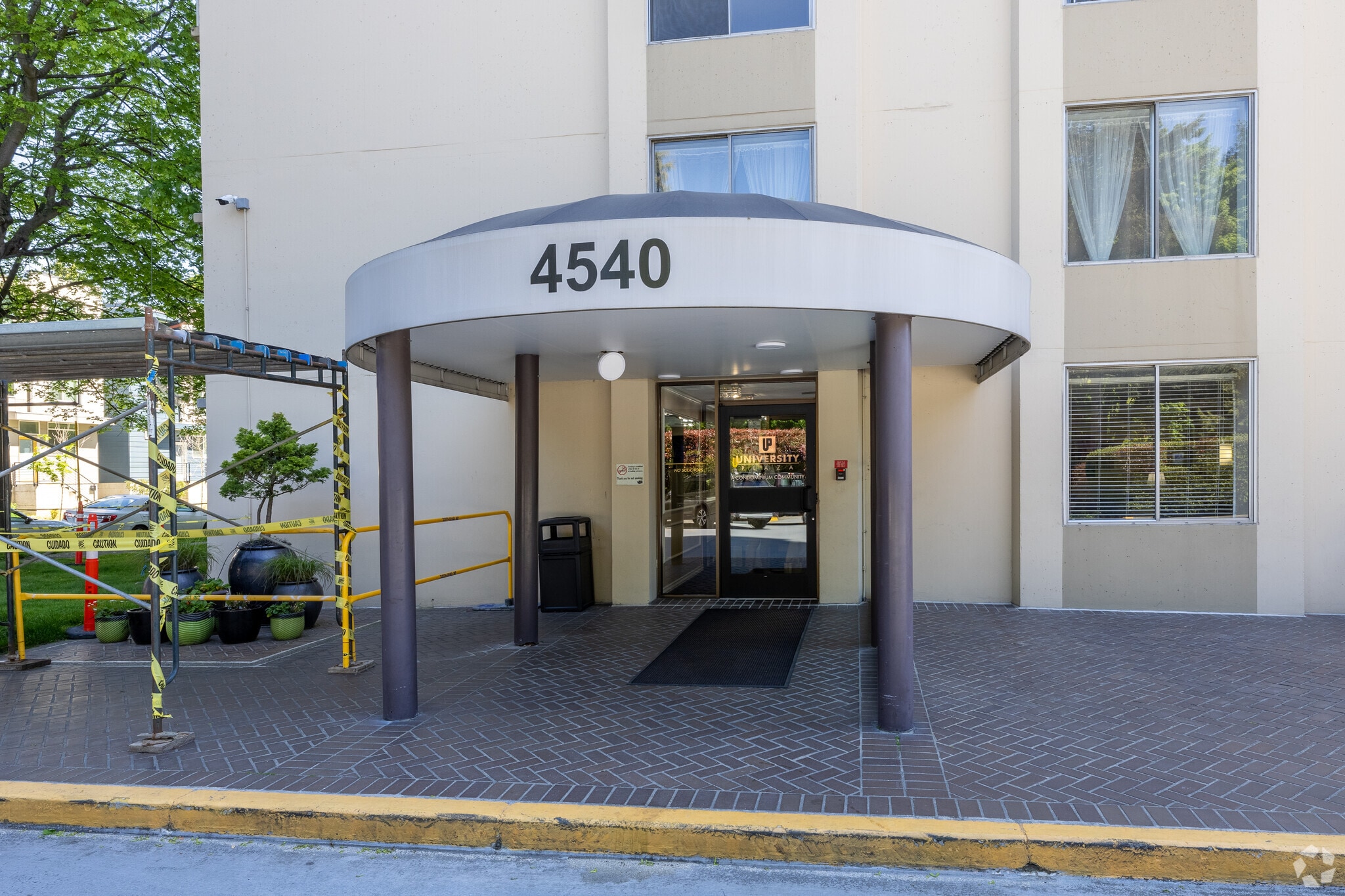 University Plaza Condominiums