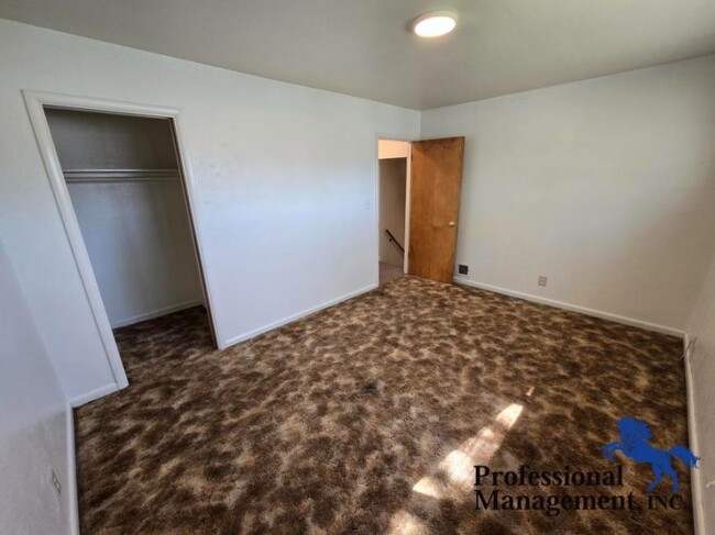 Foto del edificio - 4 bedroom in Billings MT 59101