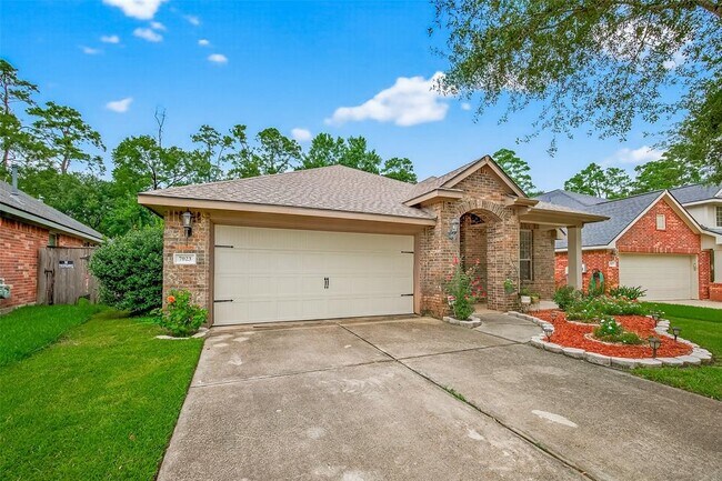 Foto del edificio - 7023 Sanders Hill Ln