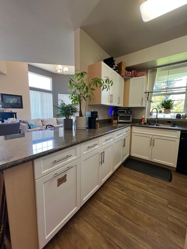 Foto del edificio - Beautiful unit at The Sonora located near ...