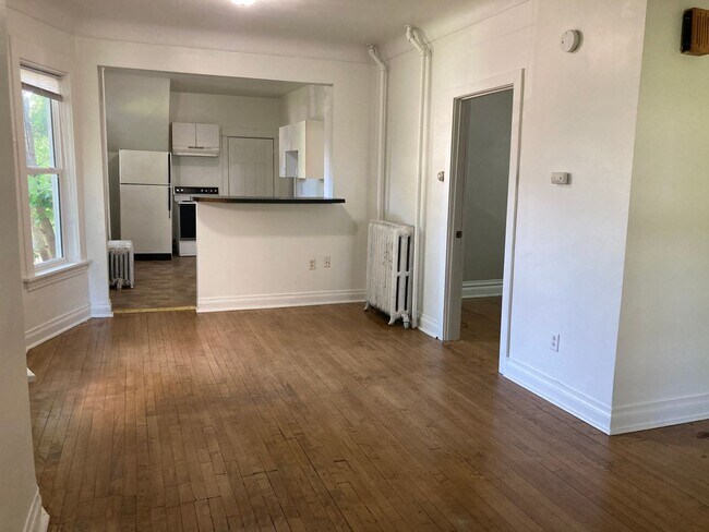 Foto del edificio - 224 E 6th St