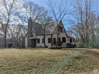 Building Photo - 2601 Semmes St