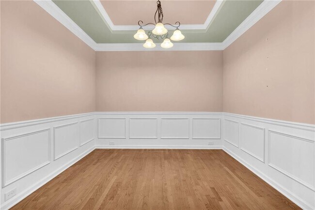 Building Photo - 5015 Hastings Terrace