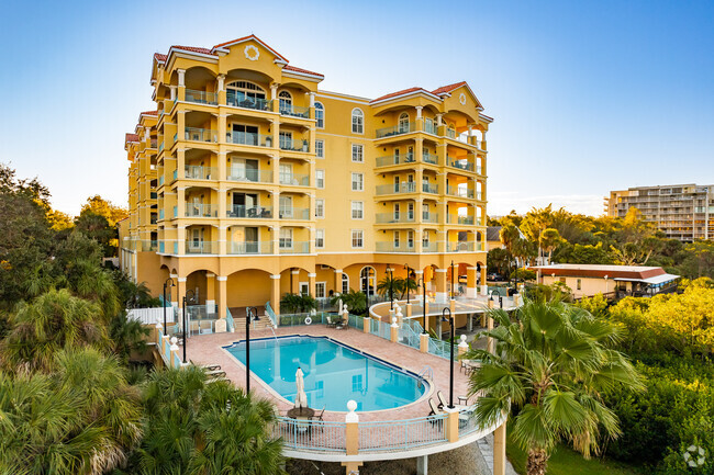 700 N Osceola Ave Clearwater, FL - Clearwater Harbor Apartments