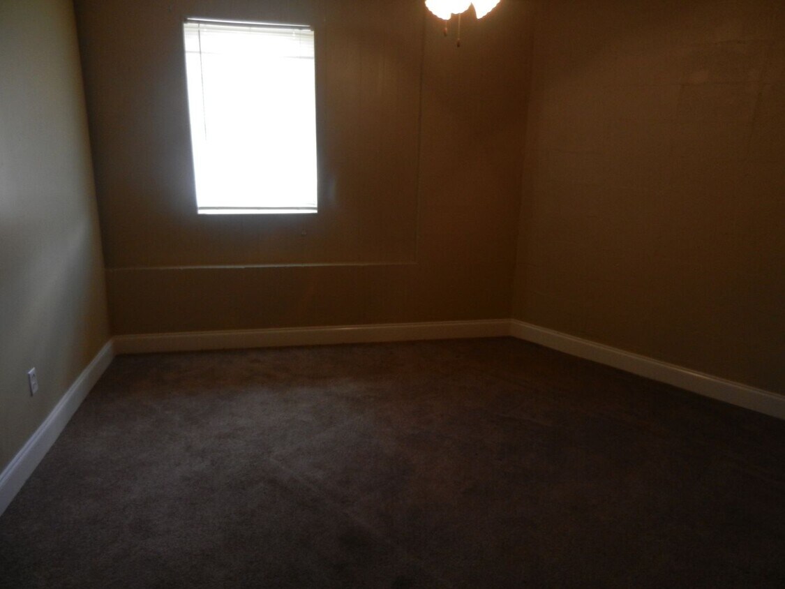 Foto principal - Military Highway Apartments