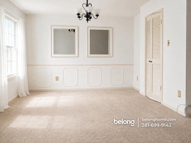 Foto del edificio - 357 N Post Oak Ln