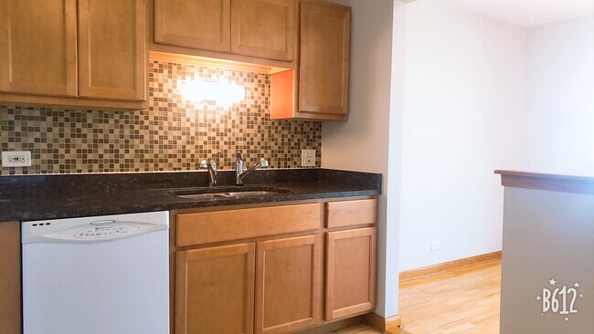 Foto del edificio - 1020 Boxwood Ct