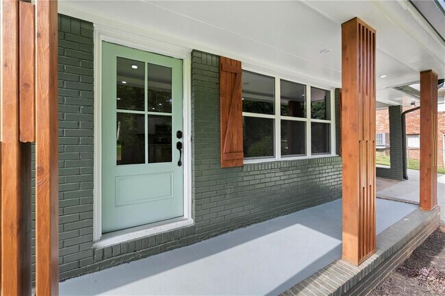 Foto del edificio - 107 Eddie Ln SW