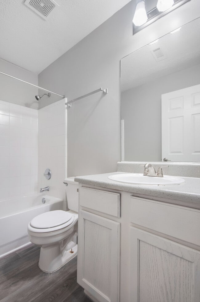 Creekside Apartments Apartments in Doraville, GA