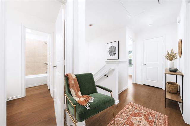 Foto del edificio - 114 Brookline Dr