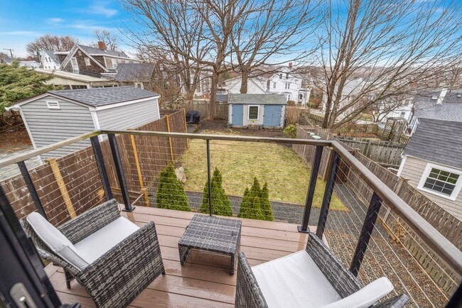 Building Photo - WINTER RENTAL: Portside Glimpse