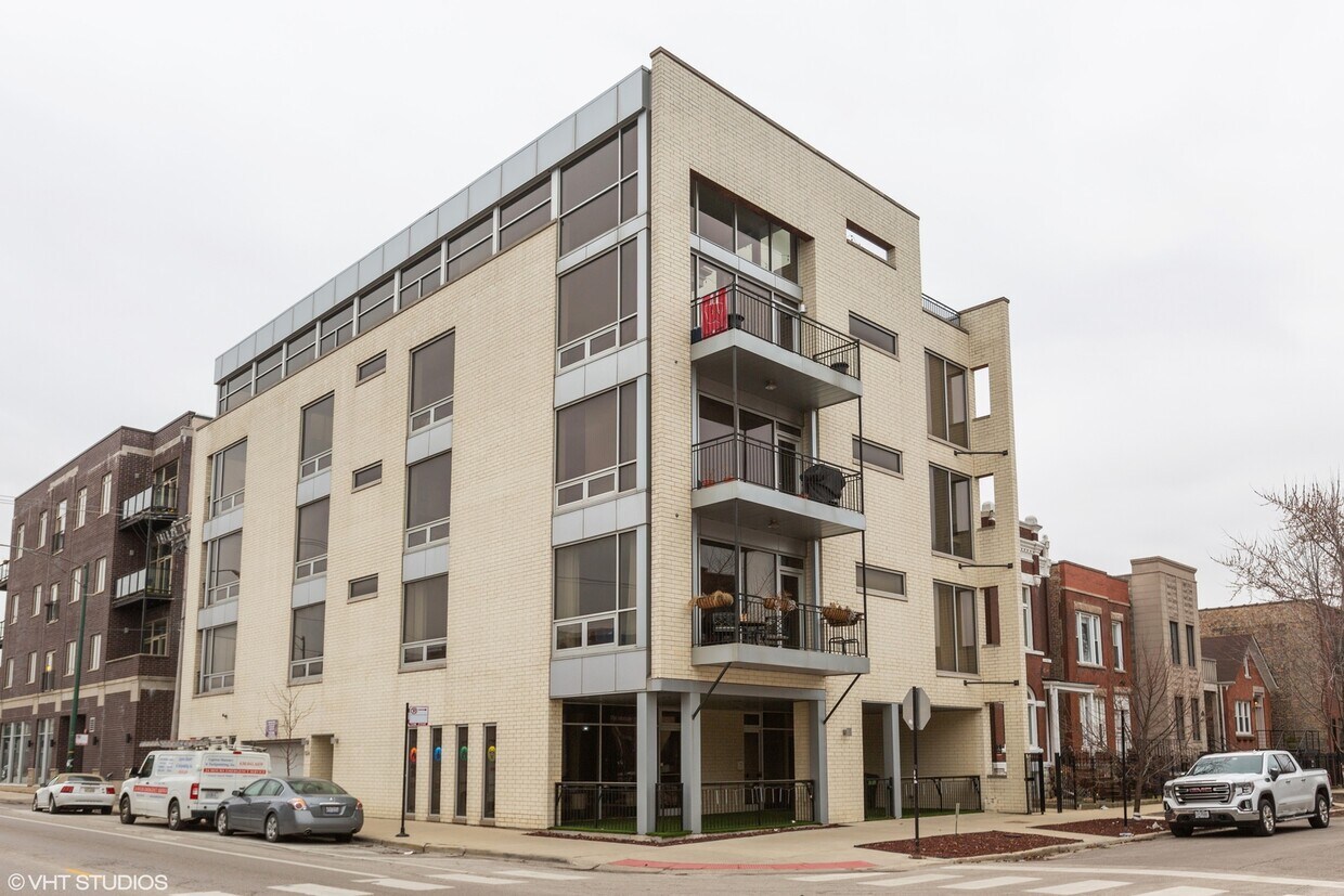 Primary Photo - 514 N Damen Ave.