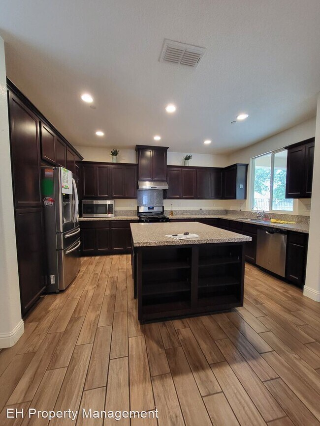 Building Photo - 4 br, 3 bath House - 9633 Oak Reserve Ln