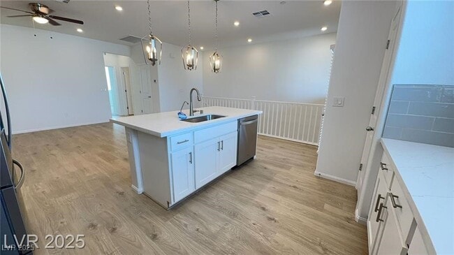 Building Photo - 322 Cymbal Pl