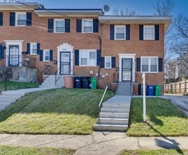 Building Photo - 821 Maury Ave