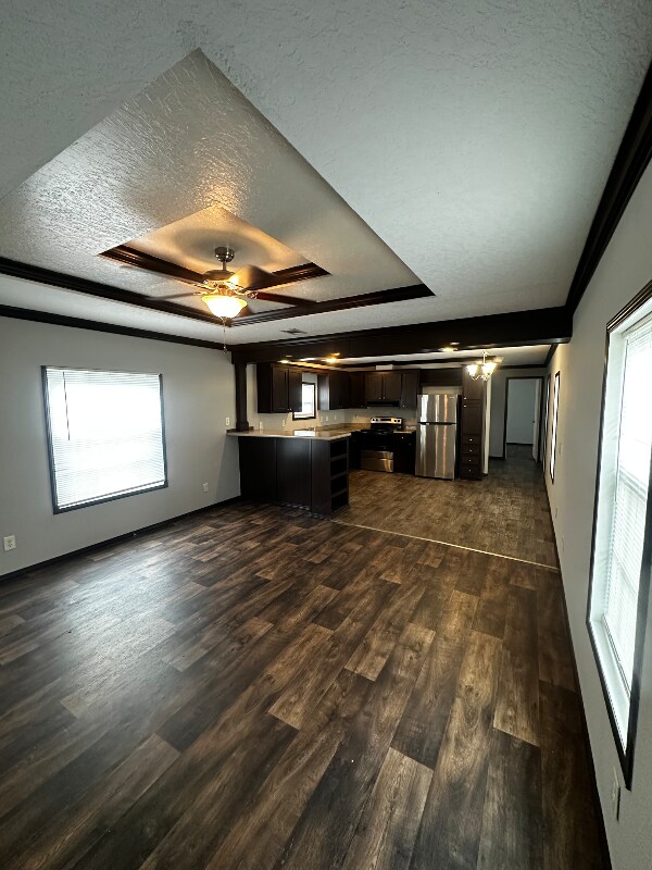 Foto principal - 9477 Lansdowne Rd