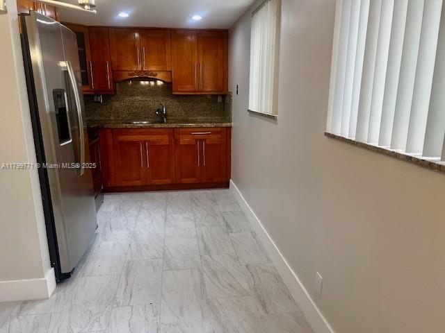 Foto del edificio - 9920 NW 68th Pl