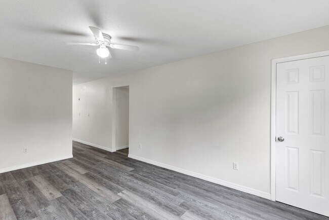 Foto del edificio - 751 Bellevue Ave