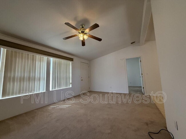 Foto del edificio - 4301 Rafe Ave