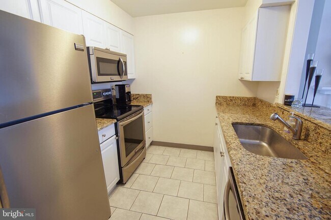 Foto del edificio - 240 S 8th St