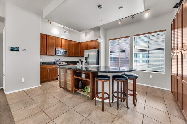 Building Photo - 6745 N 93rd Ave