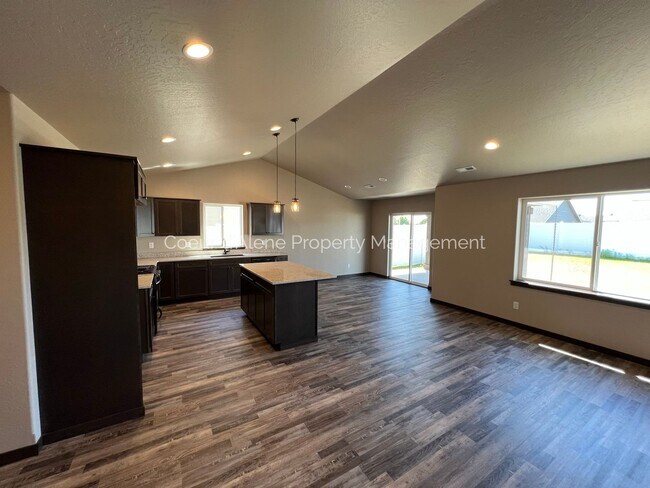 Foto del edificio - 3 bed, 2 bath house