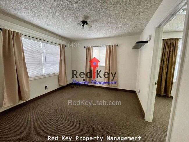 Foto del edificio - S. Main St. Single Family