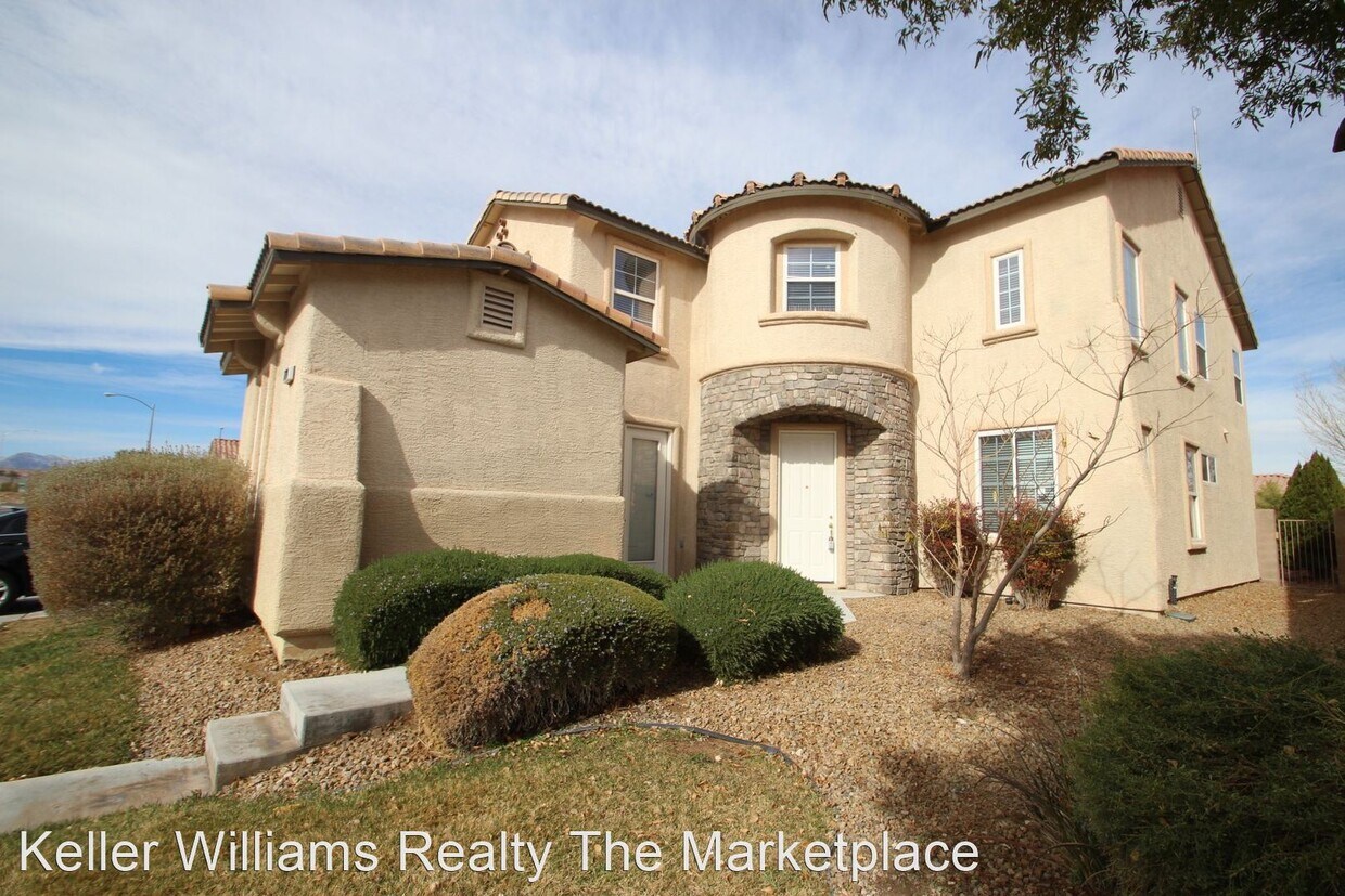 4 Br 3 Bath House 7728 W Mesa Verde Ln House For Rent In Las Vegas Nv Apartments Com