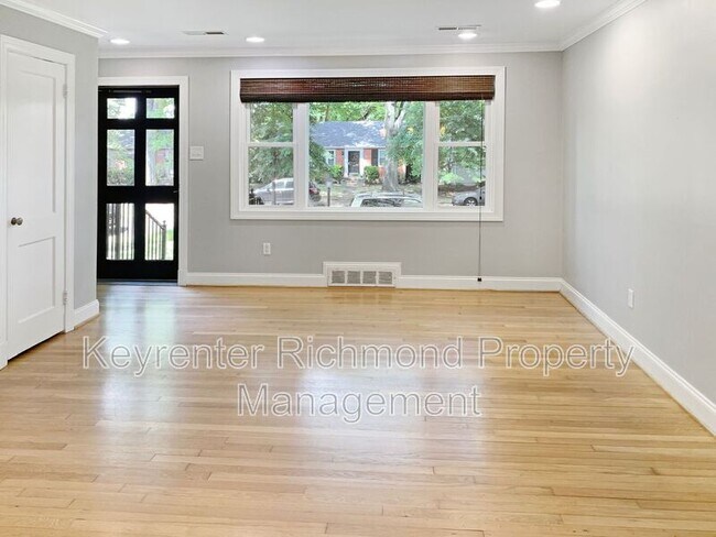 Foto del edificio - 4809 Leonard Pkwy