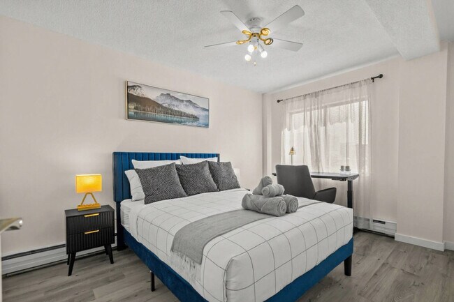 Photo du bâtiment - 115-117 17 Ave SW