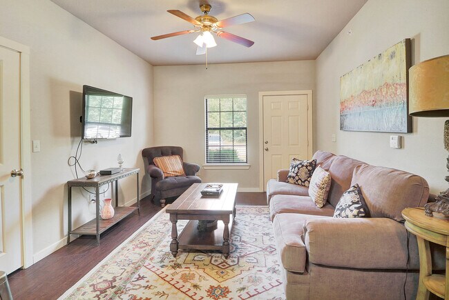 Foto del edificio - The Reserve at Chaffee Crossing Apartment Homes & Townhomes