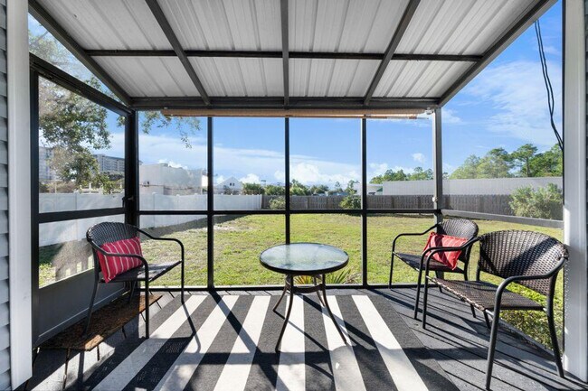 Foto del edificio - 3256 Loop Rd