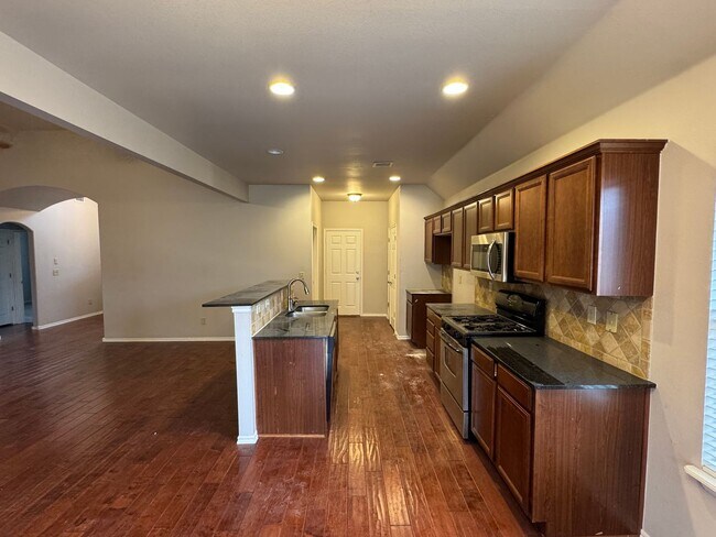 Foto del edificio - 20250 East 33rd St S