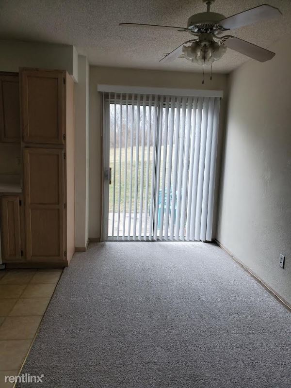 Building Photo - 2 br, 2.5 bath Townhome - 1003 Brentwood Ct